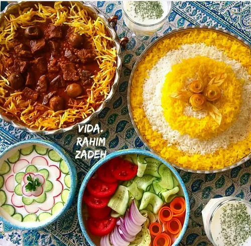 🎀 تزیین خورشت قیمه پلو سالاد ماست