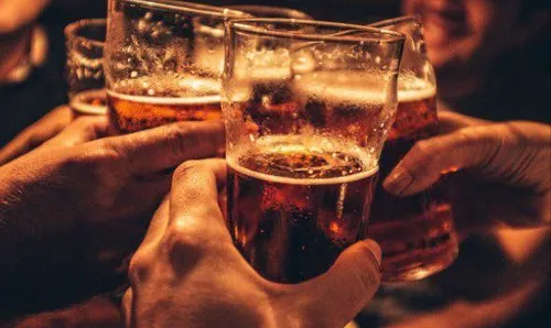 ✅ آبجو میل جنسی مردان را کم میکند: