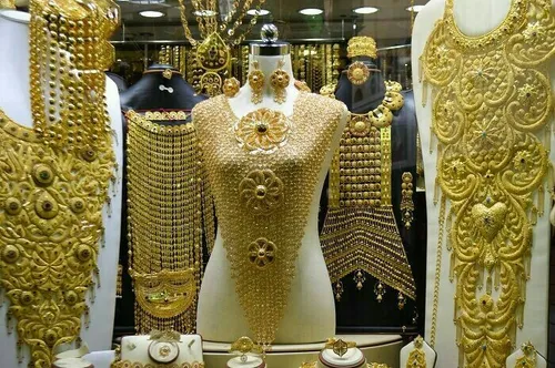 اینجا بازار طلای دبی هست ....اینها زره جنگی نیست ...ست تم