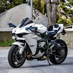 Kawasaki-Ninja_H2