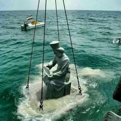 درود نصب مجسمه ی کورش پدر ایران زمین بر آبهای خلیج تا ابد