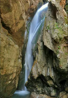 آبشار سوم اخلمد شهرستان چناران استان خراسان رضوی