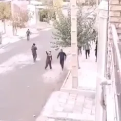 👆این را به عنوان شلیک نیروهای امنیتی به سرِ #برهان_کرمی پ