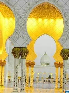 "توریسم" مسجد "شیخ زاید" واقع در دبی کمتر از یک دهه عمر د