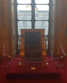 صندلی ناپلئون در مجلس سنای فرانسه