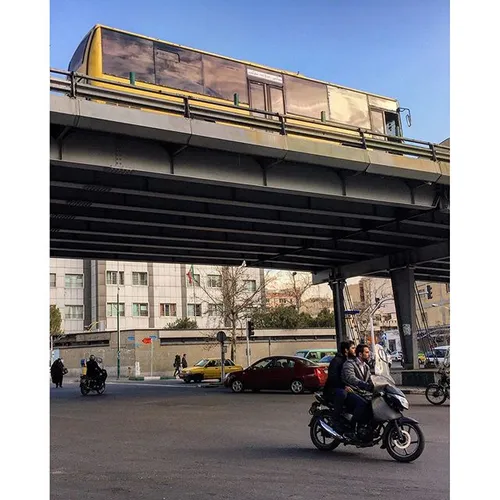 The Karimkhan bridge, city centre | 1 Mar '16 | iPhone 6s