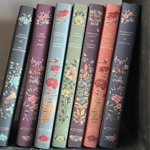Pretty Books Color Classic Lovely