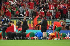 سجده شکر بازیکنان مراکش بعد از پیروزی مقتدرانه برابر پرتغ