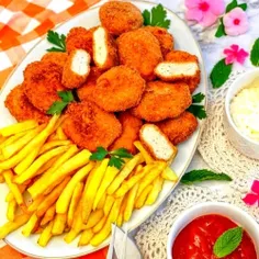 ناگت مرغ ... فالو کنید پست بیشتر میزارم براتون ممنون 