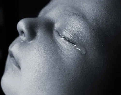 Abortion ⤵  پدیده وحشتناک زنده به گور کردن دختران در کتاب