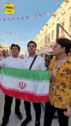 همخوانی زیبای تماشگران ایرانی در قطر... 