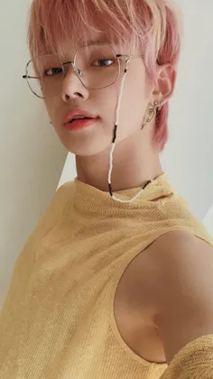 بند عینک یونجون موجوده💗