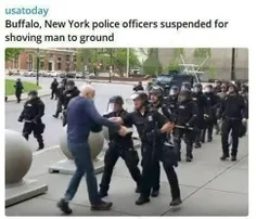 رفتار وحشیانه پلیس آمریکا با یک معترض مسن، آمریکا را در ش