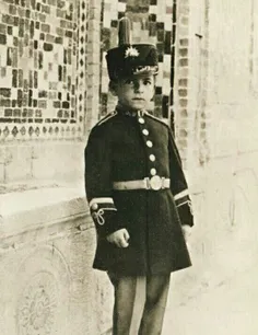 عکسی نایاب از کودکی محمدرضا شاه