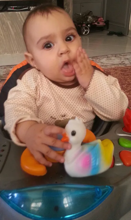 ♡بازهم پانته ا عشق خاله ه ه ♡:-*;-)