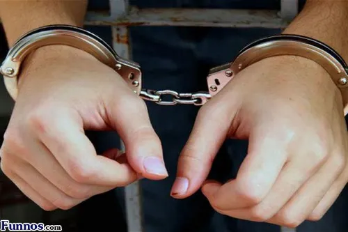 معلم رودباری که به خاطر تنبیه بدنی دستگیر شد