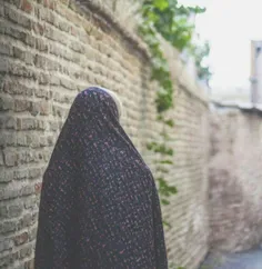 . #حجاب مانند اولین خاکریز جبهه است که دشمن برای تصرف سرز