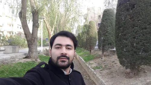 کنار یکی از خیابون های فرعی اصفهان و وسط مادی بدون آب