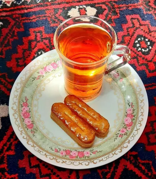 یک چای تازه دم، یک خلوت تنها، یک آرامش مطلق. گاهی برای خو