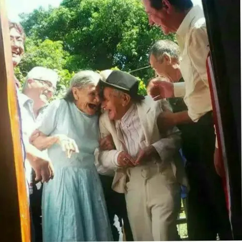 تصویری از جشن عروسی پیرمرد 100 ساله و پیرزن 93 ساله!