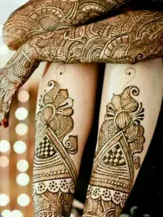 زنان هندی به طراحی های حنای دست و پا معروفند، آنها معتقدن