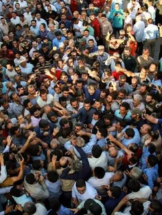 📷  استقبال گرم و پرشور مردم انقلابی بجنورد از دکتر احمدی 