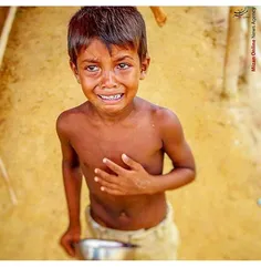 #جهان اول جای است ک عکاسانش برای  جایزه از #گرسنگان جهان 