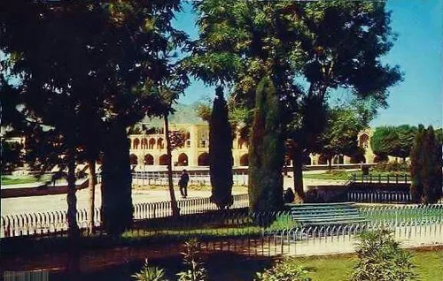 نمایی از پل خواجو