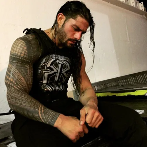 بهترین کشتی گیر کشتی کج....... Roman Reigns