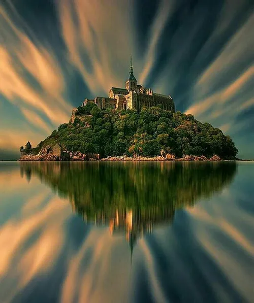 جزیره ای جادویی با قلعه “مونت سنت میشل” از جاذبه های خیره