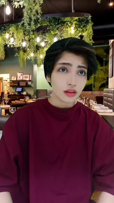 دیدی فقط با خودت حرف میزد 🤣