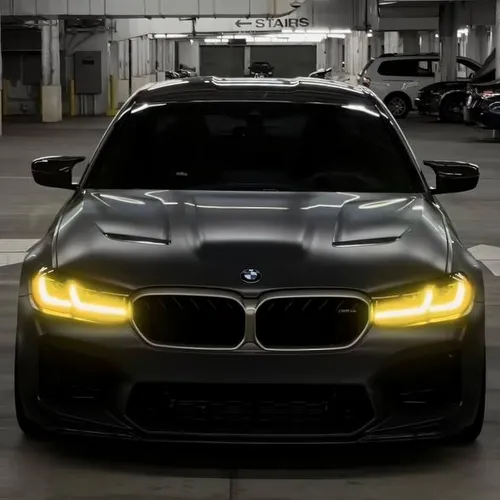 Bmw m5 cs