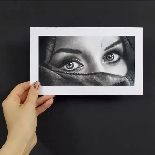 نقاشی طراحی طراحی چهره سیاه قلم رنگ روغن مدادرنگی گچ پاست