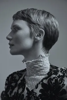 mia wasikowska