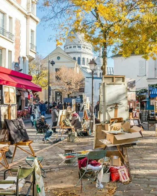 مونمارتر (Montmartre) محله هنری پاریس و تحت سیطره هنرمندا