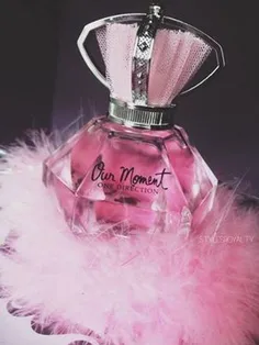 عطر our moment گروه one direction خیلی زیباست نه??همین طو