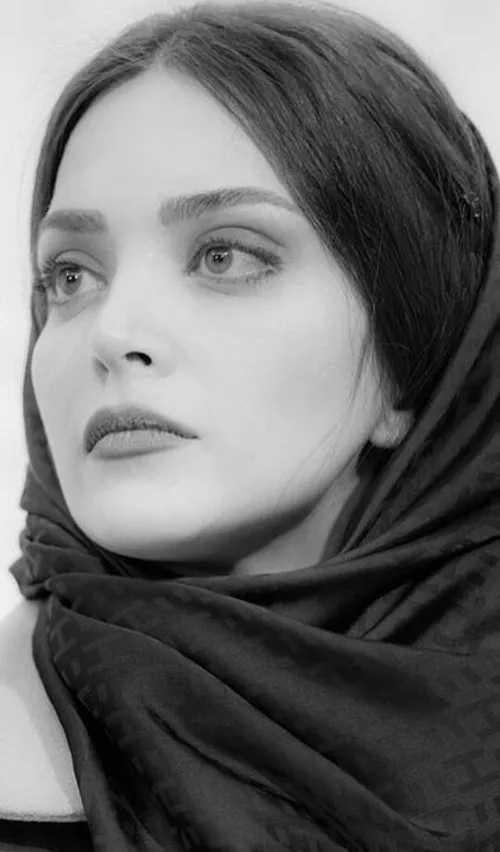 بازیگر زن ایرانی بهنوش طباطبایی