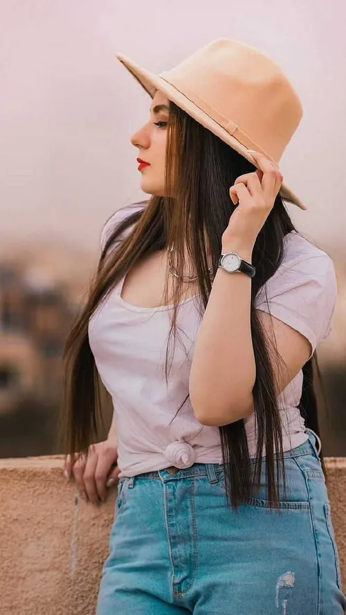 تصاویر جذاب دنی زلزله😍