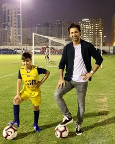 مجیدی به همراه پسرش که در تیم پایه الوصل امارات بازی میکن