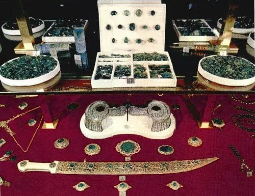بخشی از جواهرات نادر شاه افشار،