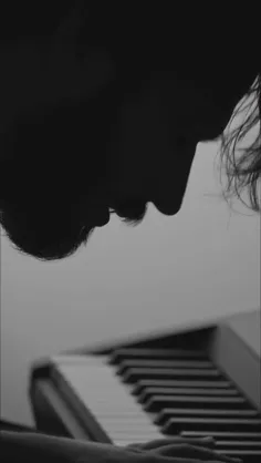 تو ثابت کردي به "هیچکي" نمیشه اعتماد کرد🖤