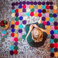 Photographer’s mom makes woolen flowers to decorate her h