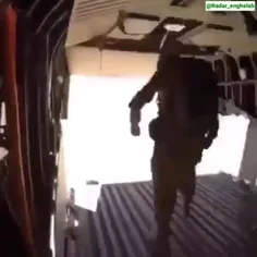 سربازان سعودی به زمین می رسند