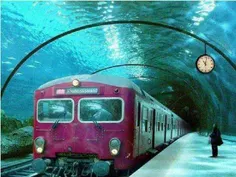 مترو زیر آب در ونیز.واقعأ زیباست