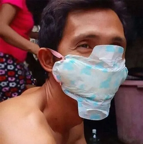 - دولت: وزارت بهداشت با کمبود ماسک مواجه شده است