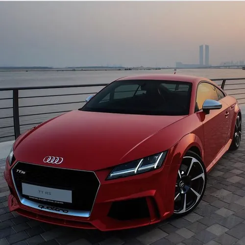 Audi-TT RS