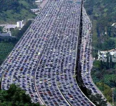 جالبه بدونید که یکبار ترافیک در این بزرگراه چین بیش از ۱۰