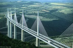 پل میلو در جنوب فرانسه با 1.125 فوت بزرگترین پل کابلی جها