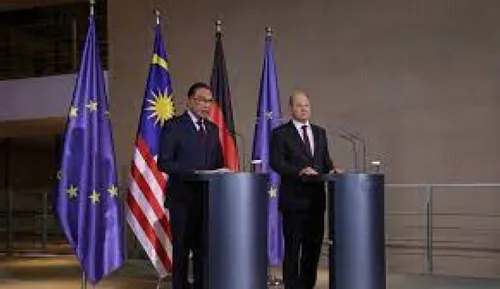 💠نخست وزیر مالزی خطاب به صدراعظم آلمان: دلیل این همه ریاکاری چیست؟....💠