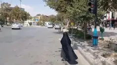 💐اهدا دسته گل به پلیس در اصفهان
